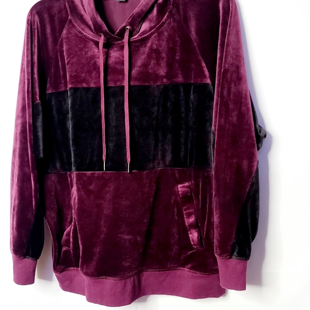 NWOT Champion Elite soft plush pullover sweatshirt - Picture 3 of 10